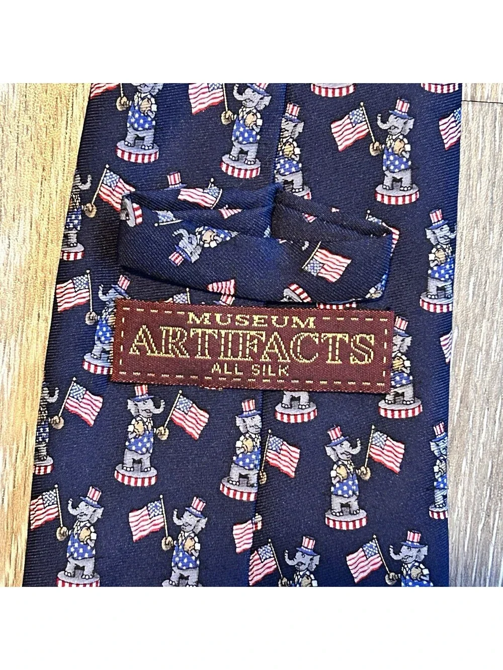 Museum Artifacts USA Elephant holding American Flag Silk Neck Tie Patriotic